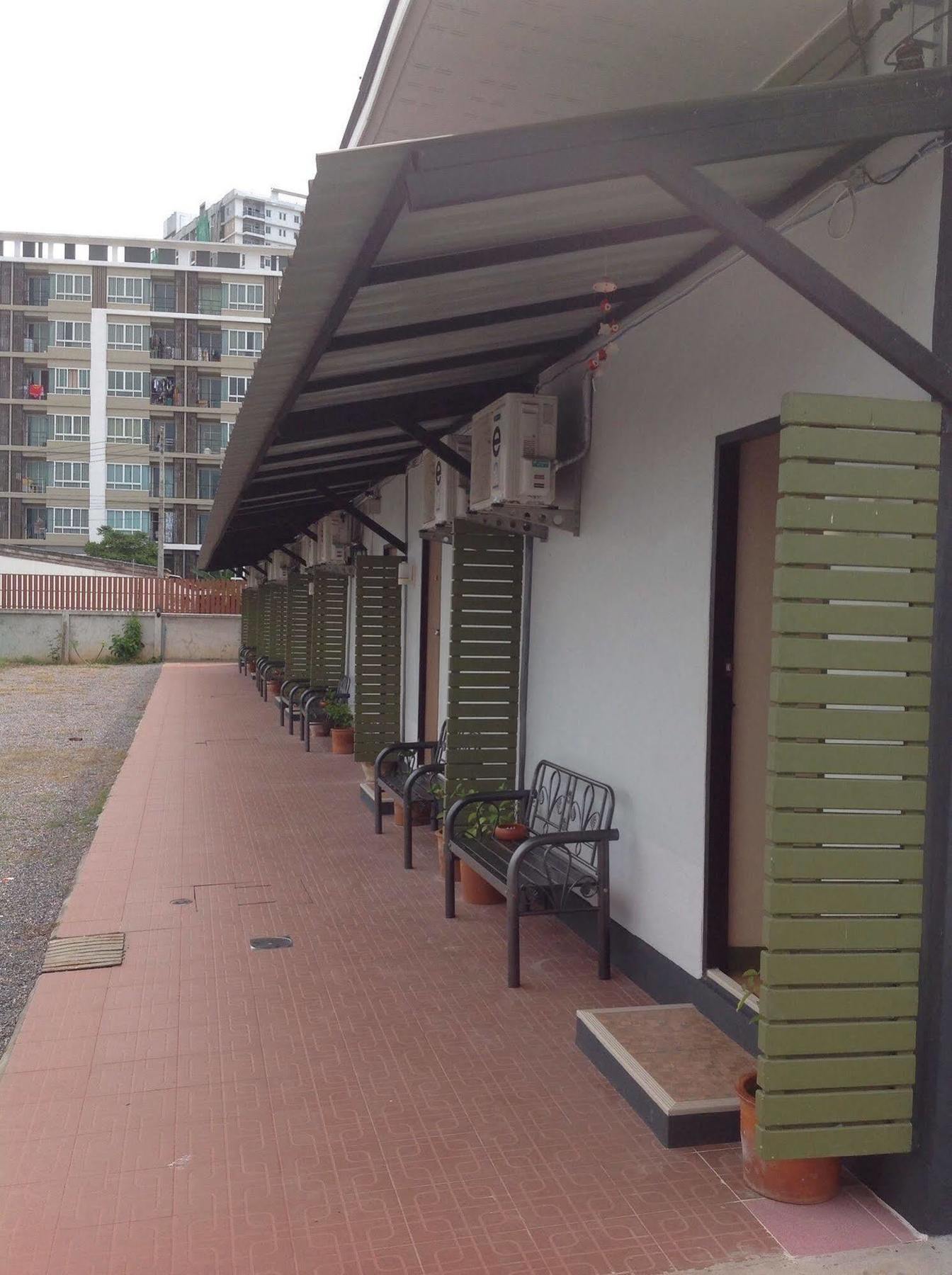 Kantana Apartment Hat Yai Esterno foto