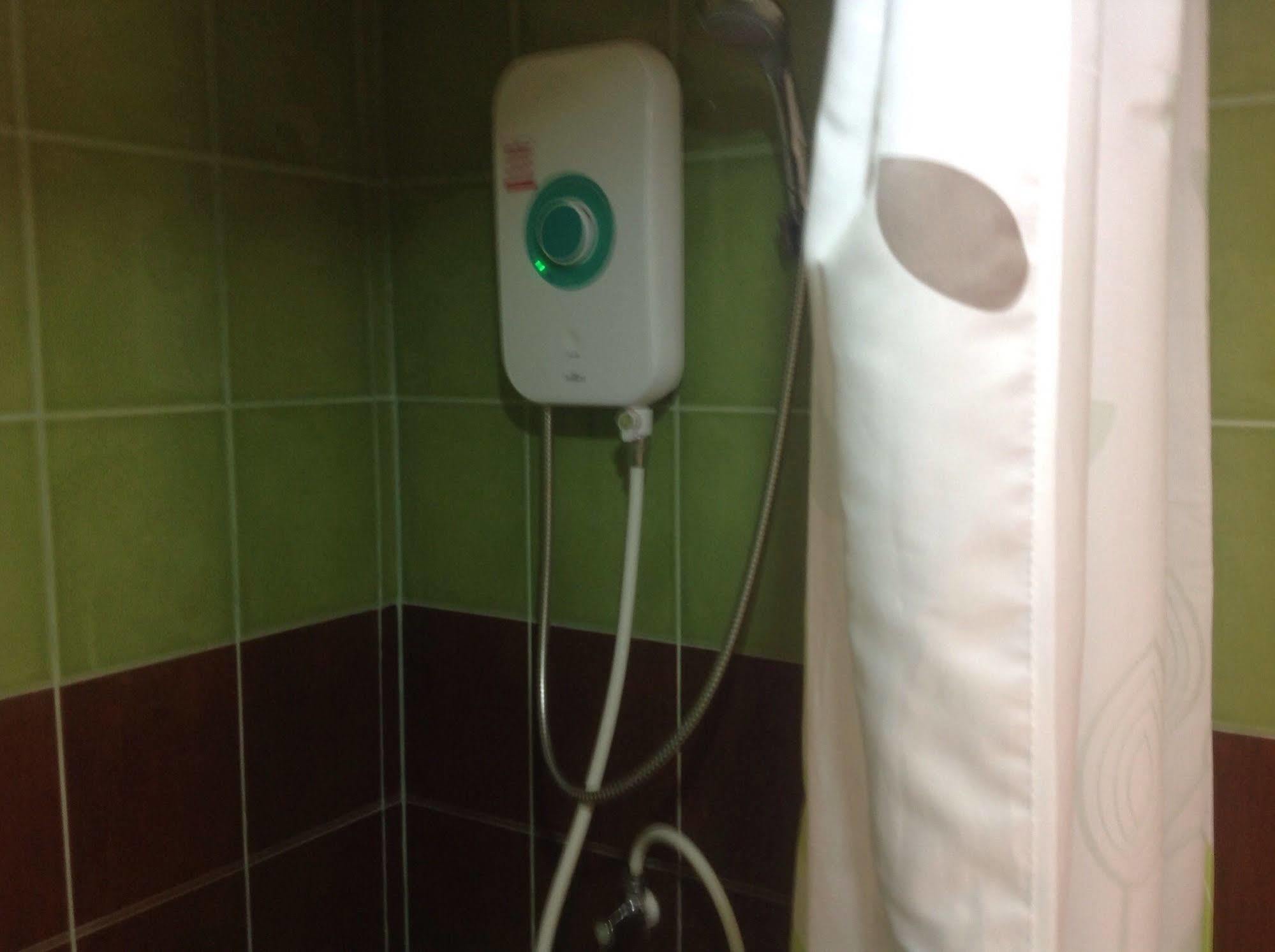 Kantana Apartment Hat Yai Esterno foto
